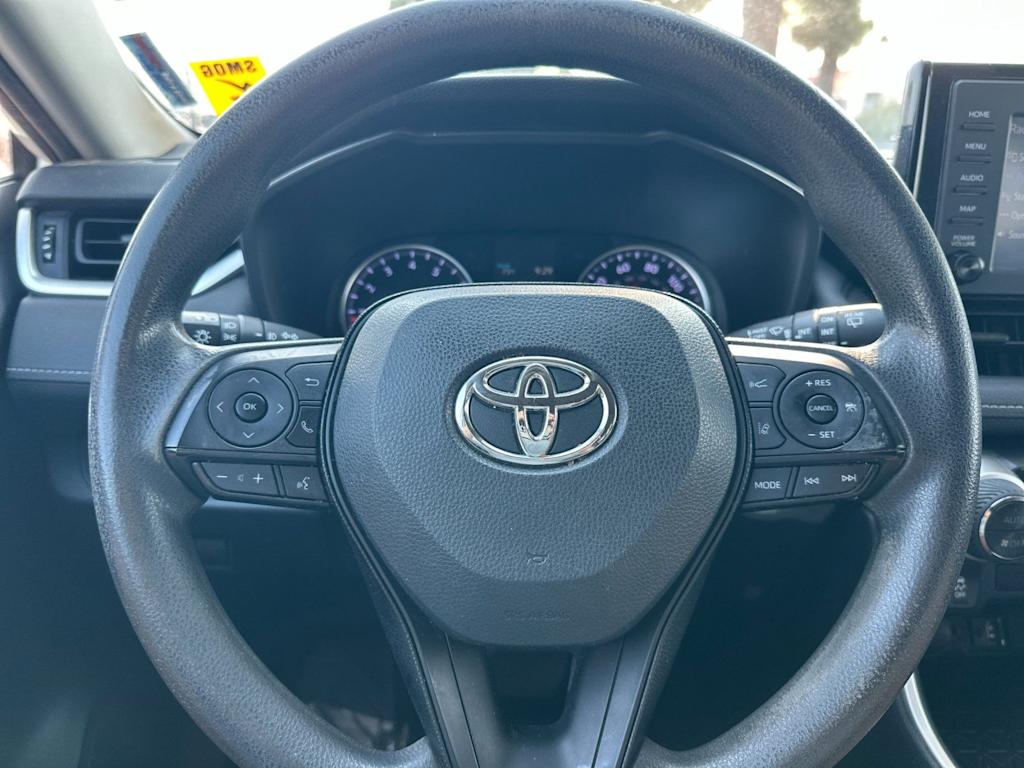Thumbnail: 2019 Toyota RAV4 - 28