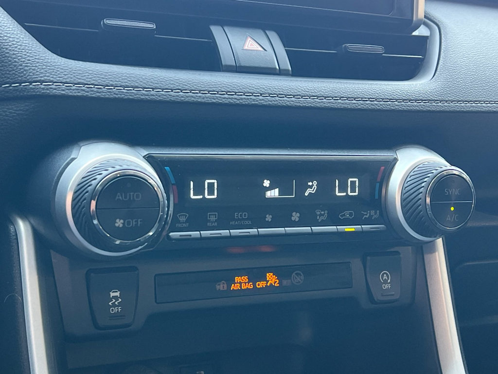 Thumbnail: 2023 Toyota RAV4 - 26