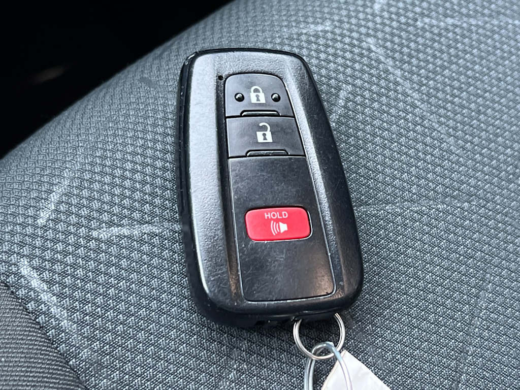 Thumbnail: 2023 Toyota RAV4 - 18