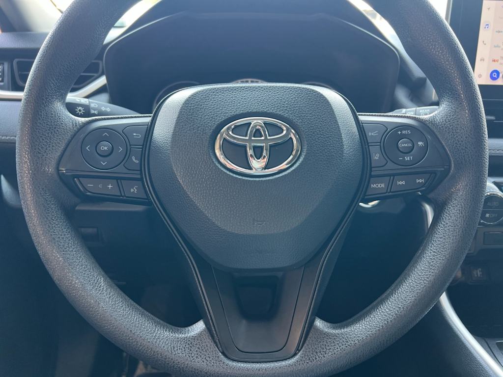 Thumbnail: 2023 Toyota RAV4 - 28