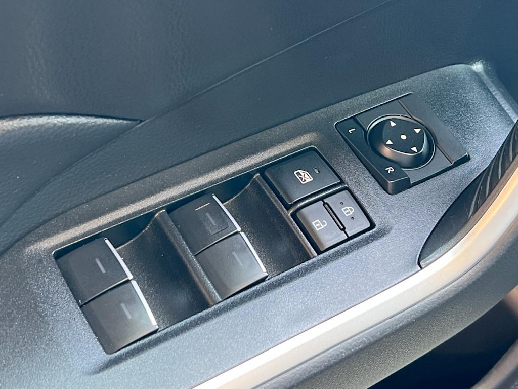 Thumbnail: 2023 Toyota RAV4 - 24