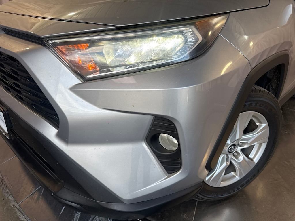 Thumbnail: 2020 Toyota RAV4 - 15