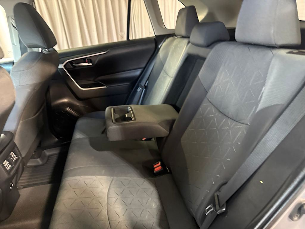 Thumbnail: 2020 Toyota RAV4 - 7