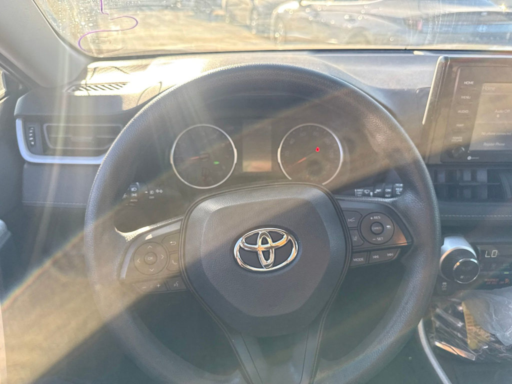 Thumbnail: 2021 Toyota RAV4 - 2