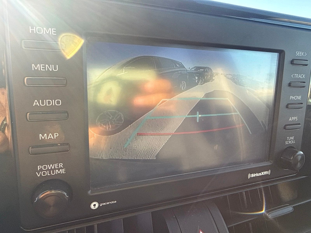 Thumbnail: 2021 Toyota RAV4 - 26