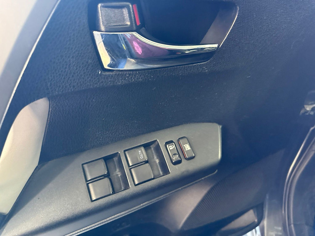 Thumbnail: 2016 Toyota RAV4 - 20