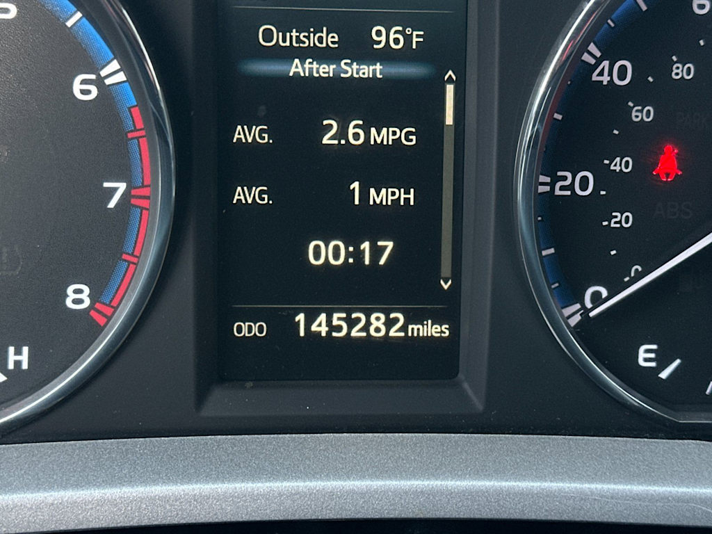 Thumbnail: 2016 Toyota RAV4 - 27