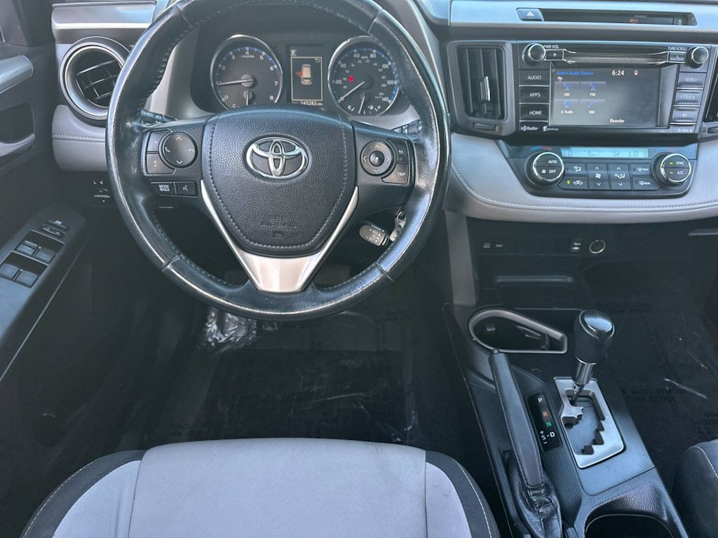 Thumbnail: 2016 Toyota RAV4 - 13