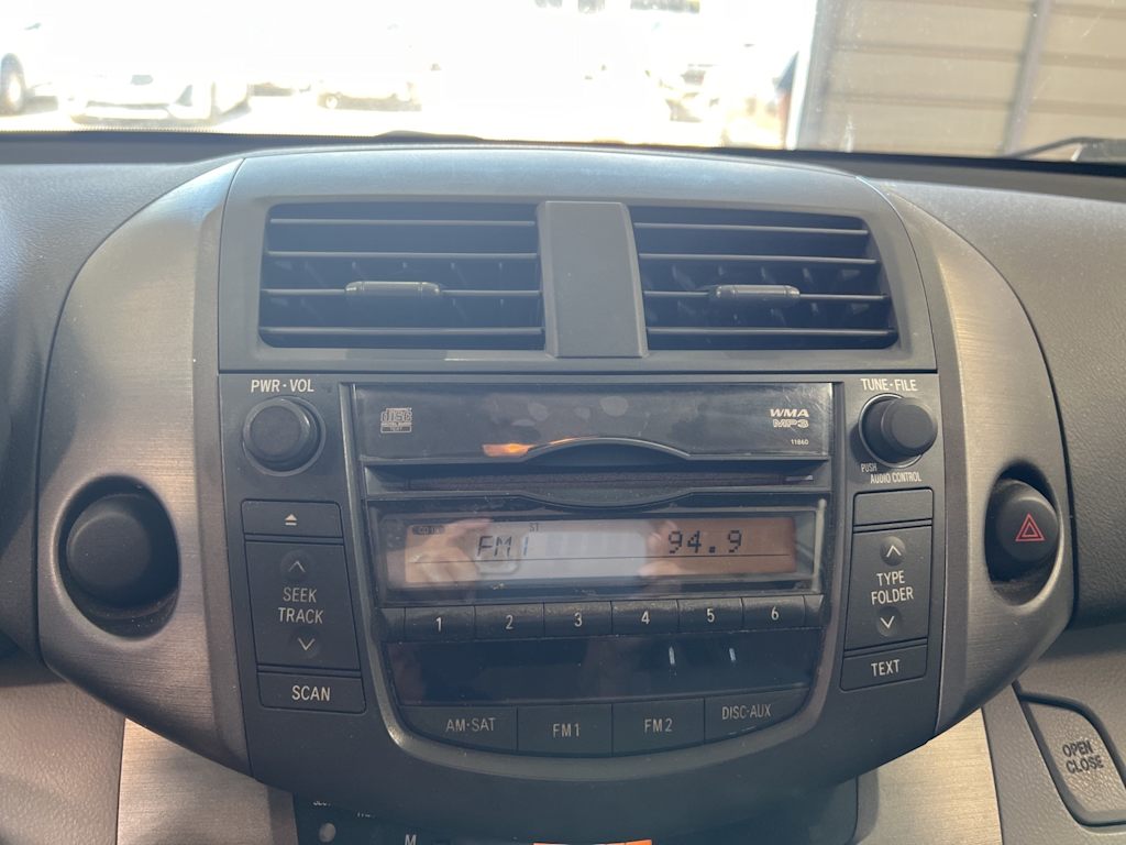 Thumbnail: 2011 Toyota RAV4 - 12