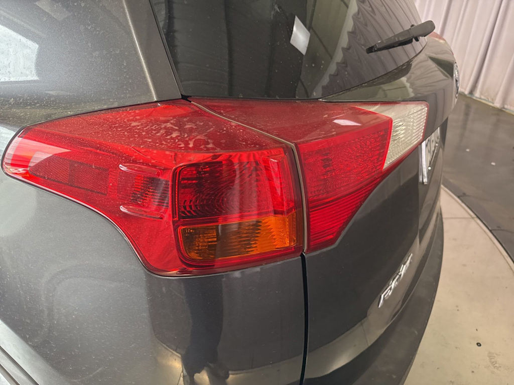 Thumbnail: 2013 Toyota RAV4 - 19