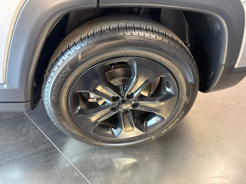 Thumbnail: 2021 Jeep Compass - 7