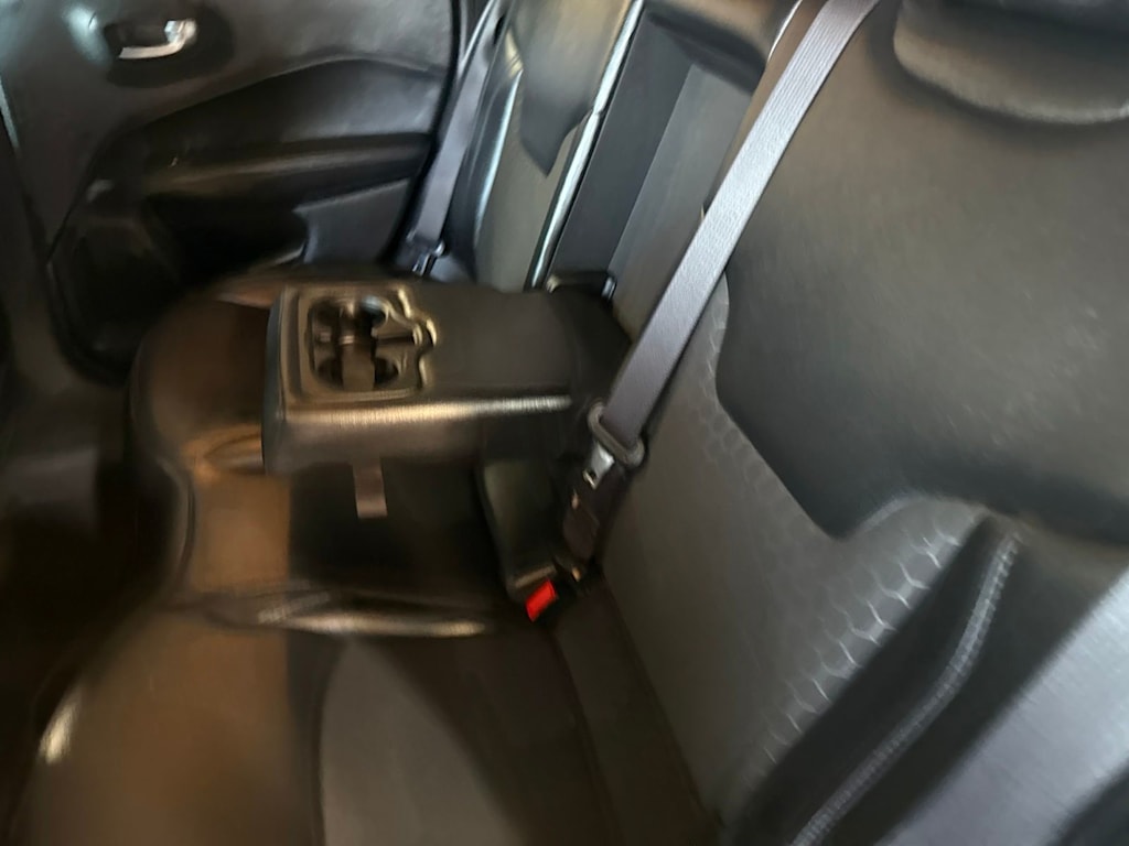 Thumbnail: 2021 Jeep Compass - 21