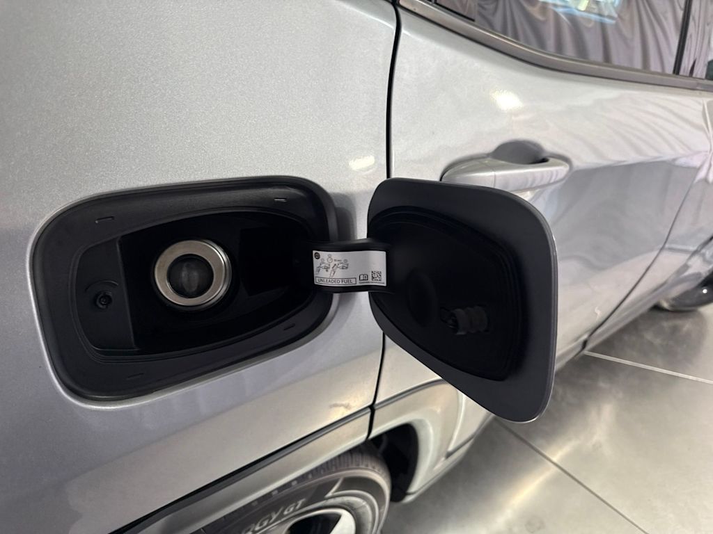 Thumbnail: 2021 Jeep Compass - 11