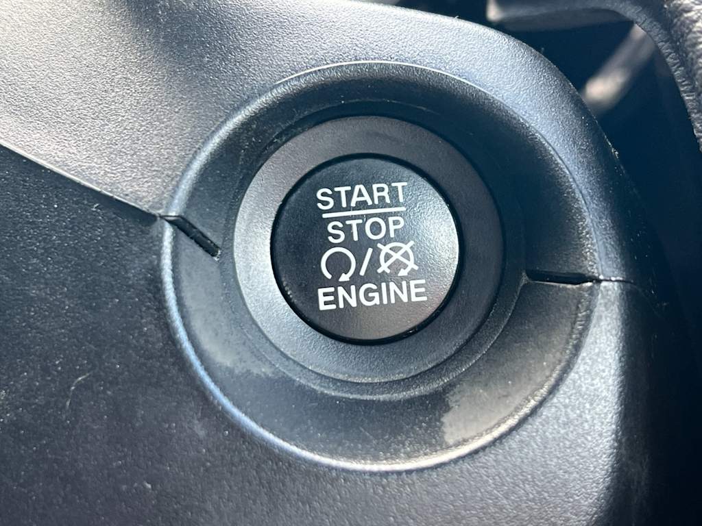 2021 Jeep Compass Latitude 27