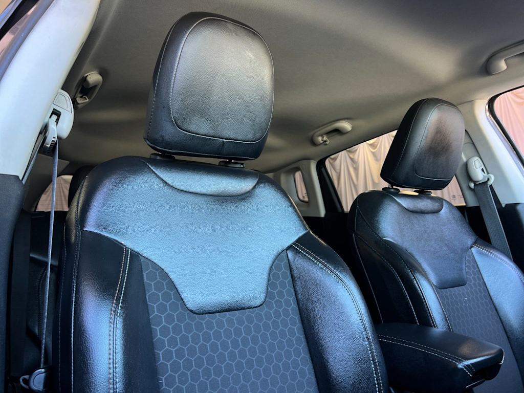 Thumbnail: 2020 Jeep Compass - 10