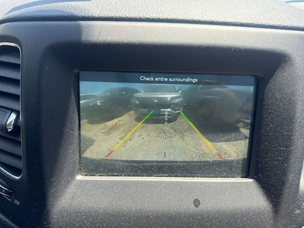 Thumbnail: 2020 Jeep Compass - 28