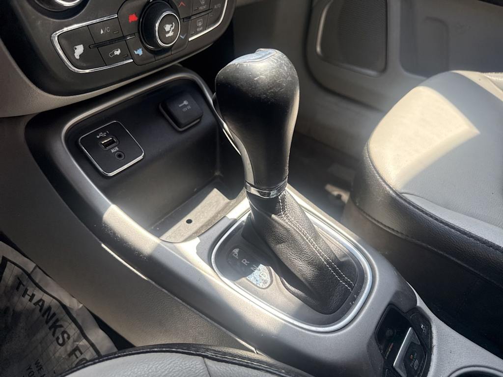 Thumbnail: 2020 Jeep Compass - 11