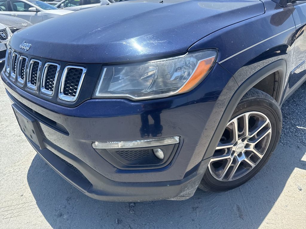 Thumbnail: 2020 Jeep Compass - 16
