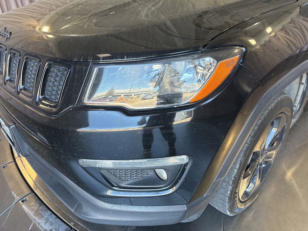 Thumbnail: 2018 Jeep Compass - 16
