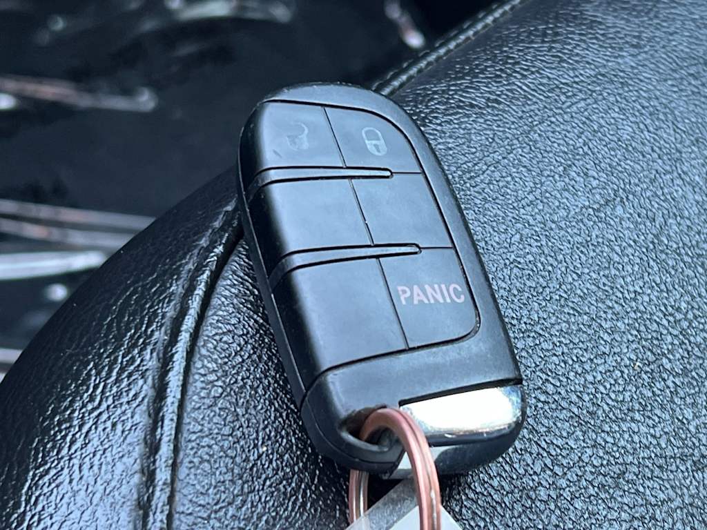 Thumbnail: 2019 Jeep Compass - 18
