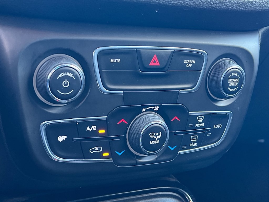Thumbnail: 2019 Jeep Compass - 27