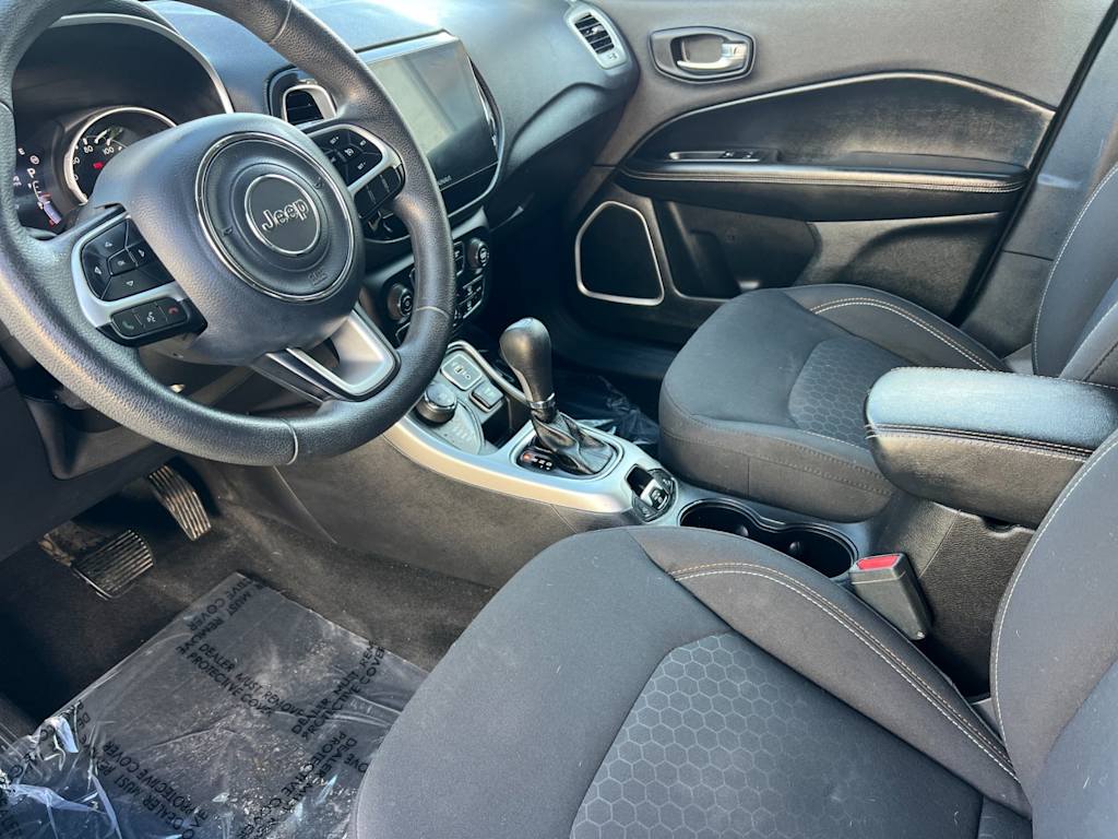 Thumbnail: 2019 Jeep Compass - 9