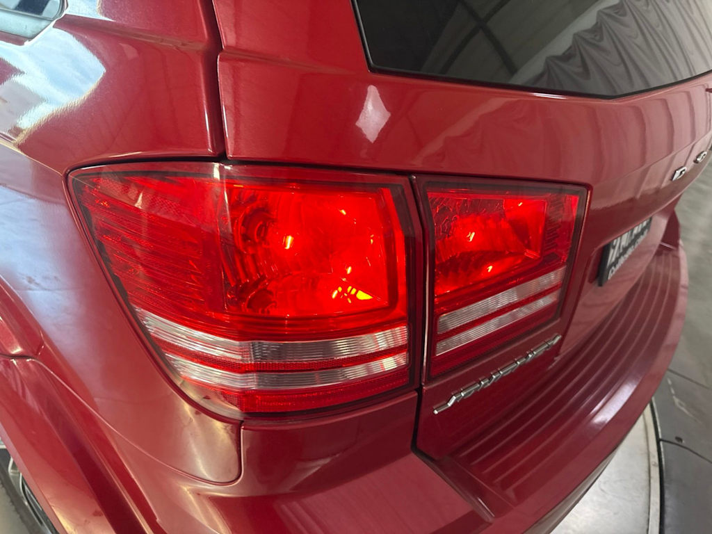 Thumbnail: 2018 Dodge Journey - 17