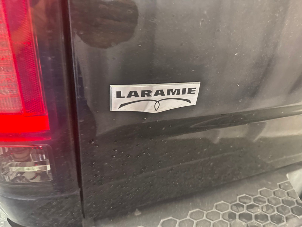 Thumbnail: 2015 RAM 3500 - 17