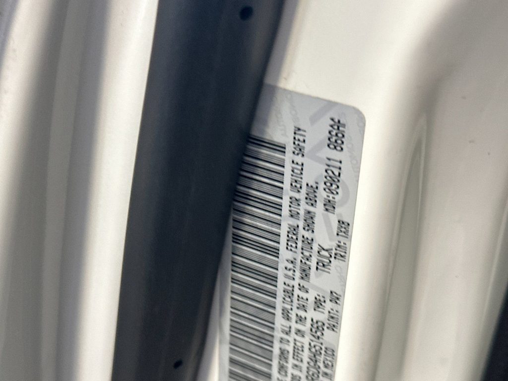 Thumbnail: 2017 RAM 1500 - 16