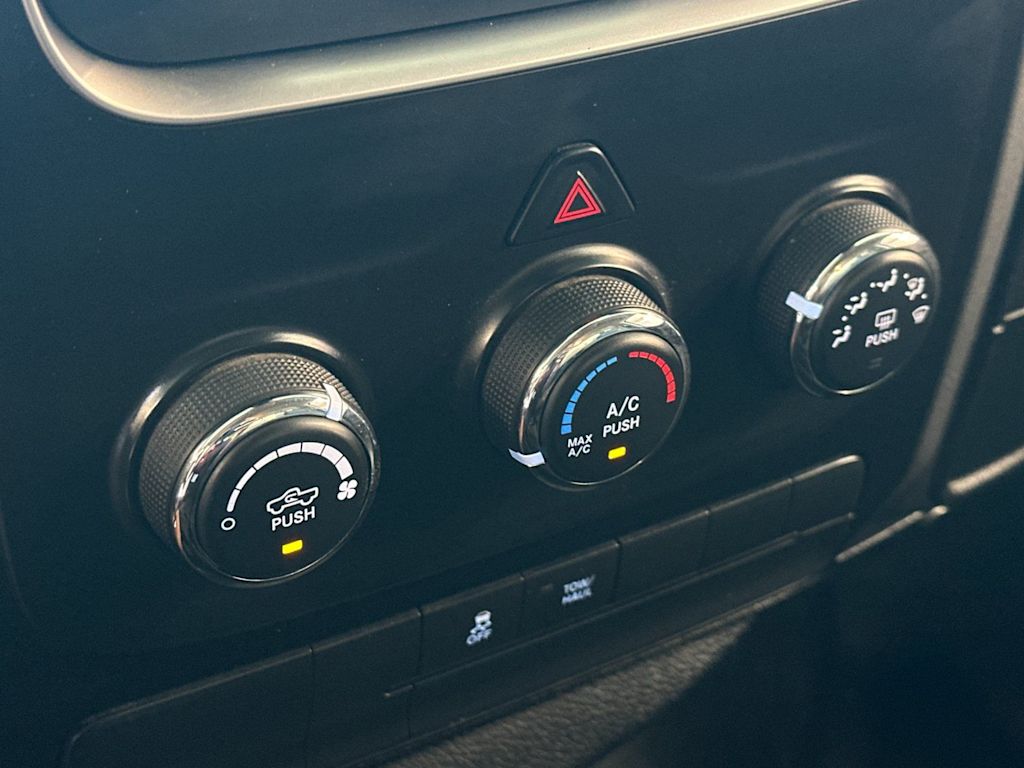 Thumbnail: 2017 RAM 1500 - 23