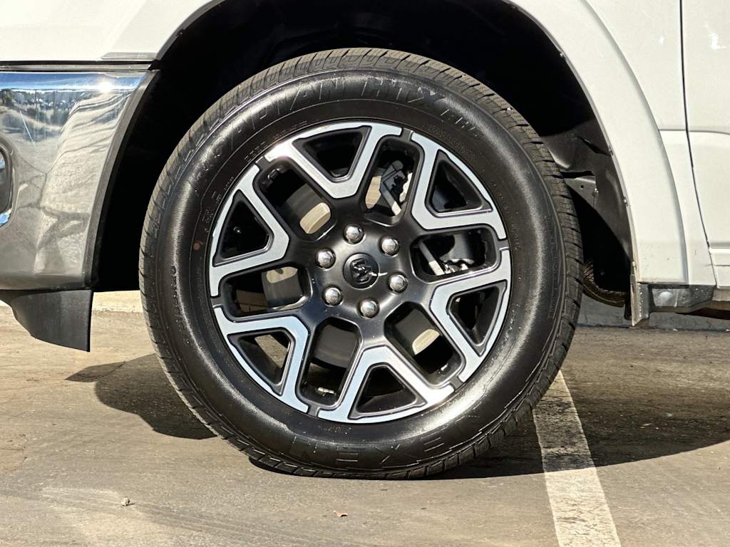 Thumbnail: 2026 RAM 1500 - 8