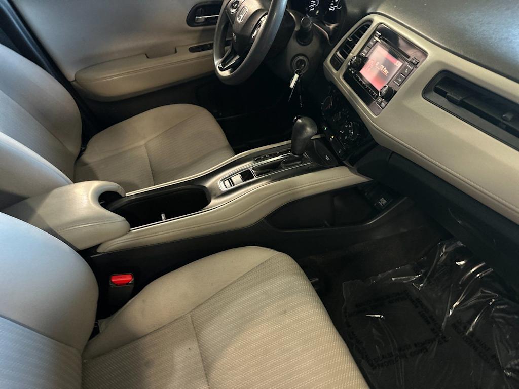 Thumbnail: 2016 Honda HR-V - 13