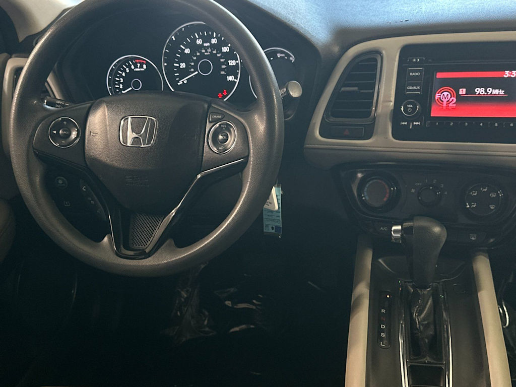 Thumbnail: 2016 Honda HR-V - 12