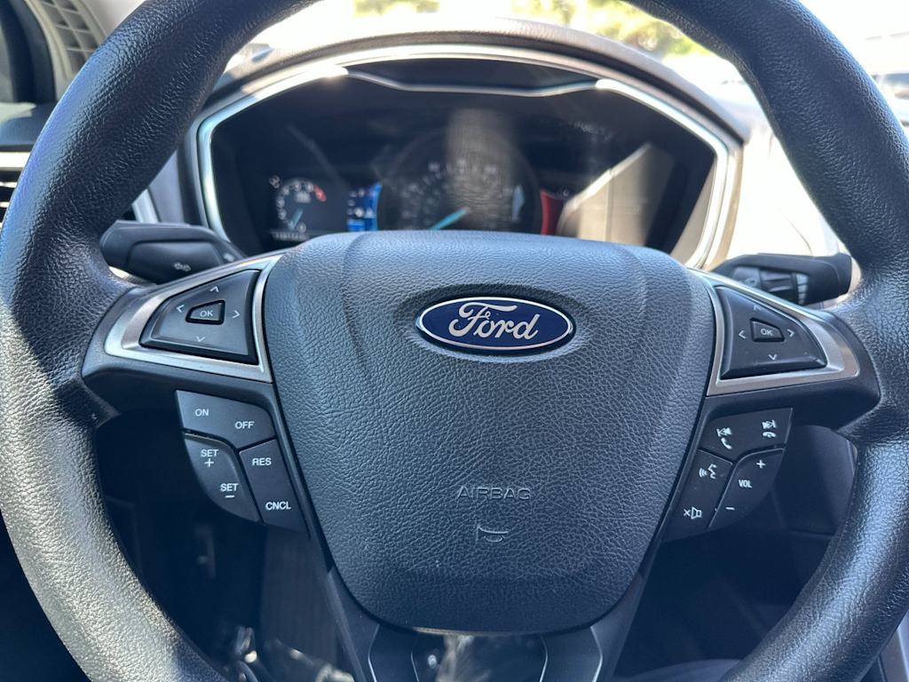 Thumbnail: 2017 Ford Fusion - 28