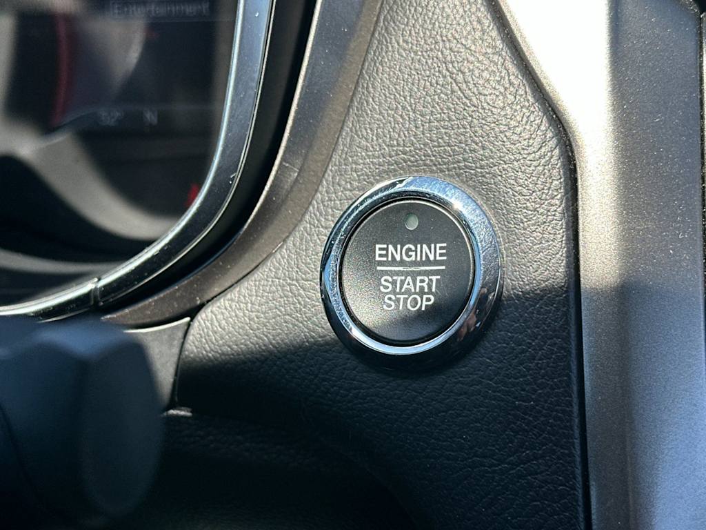 Thumbnail: 2017 Ford Fusion - 27
