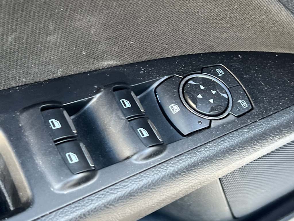 Thumbnail: 2017 Ford Fusion - 22