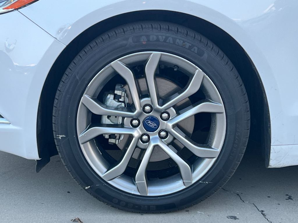 Thumbnail: 2017 Ford Fusion - 8