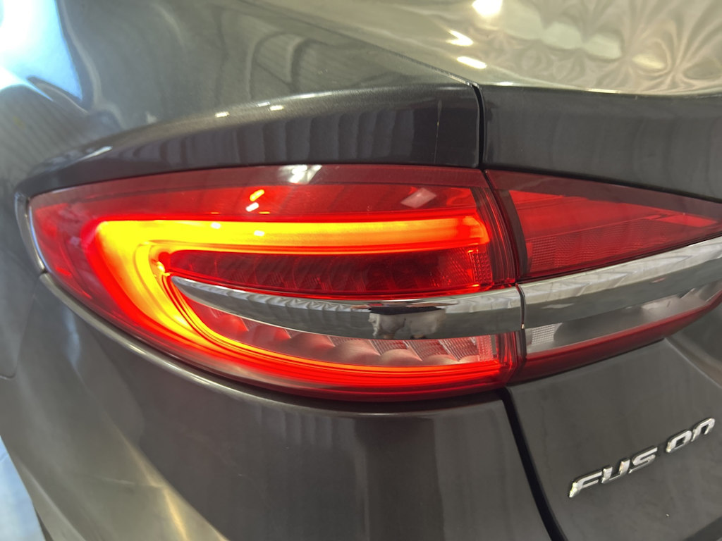 Thumbnail: 2017 Ford Fusion - 23
