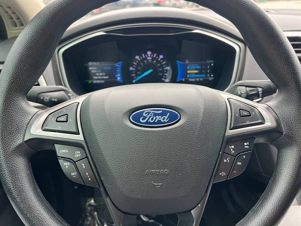 Thumbnail: 2020 Ford Fusion - 28