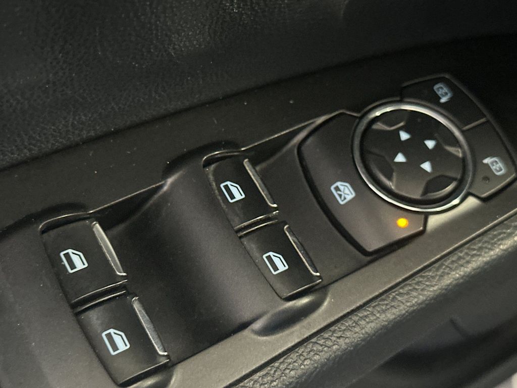 Thumbnail: 2018 Ford Fusion - 23