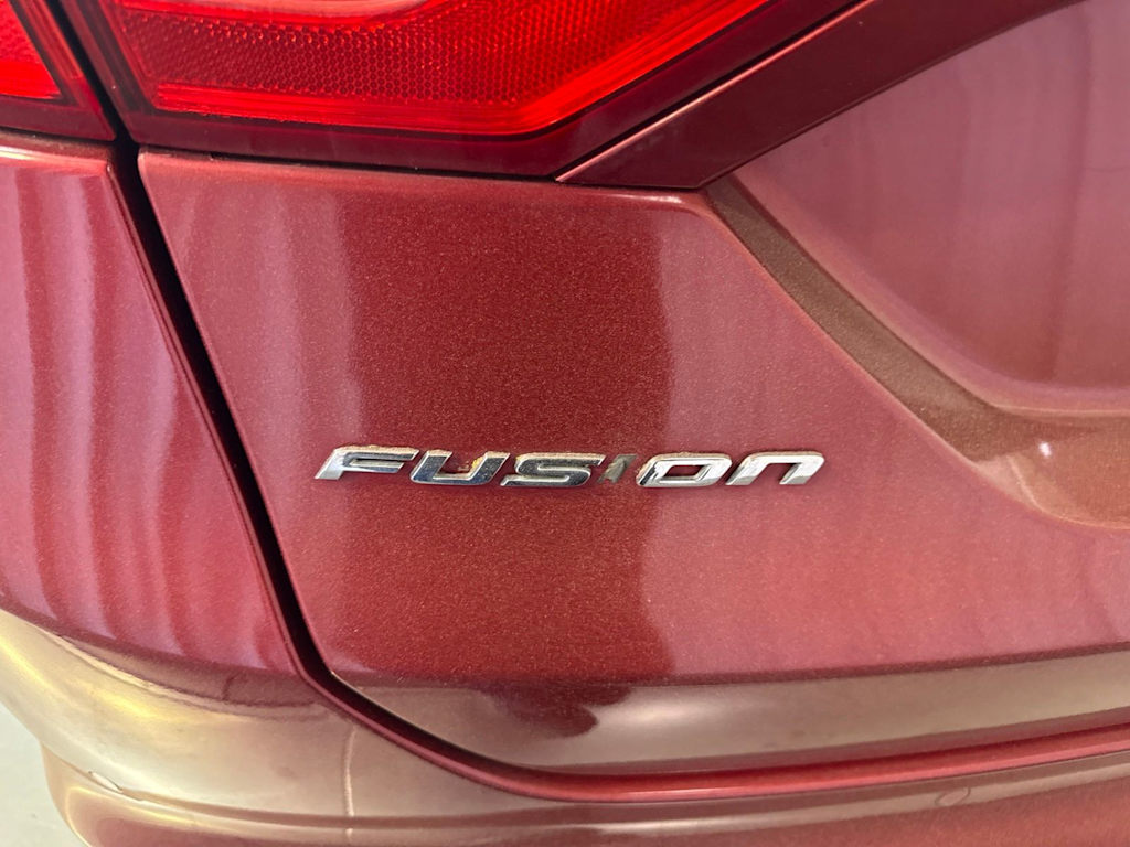 Thumbnail: 2013 Ford Fusion - 6