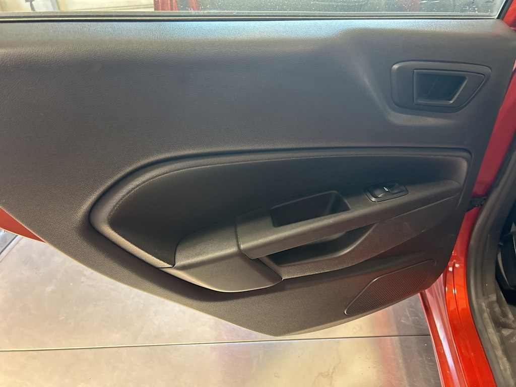 Thumbnail: 2019 Ford Fiesta - 22