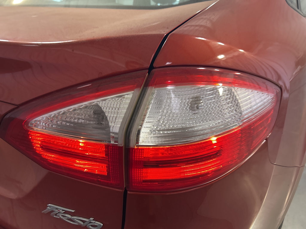 Thumbnail: 2019 Ford Fiesta - 16