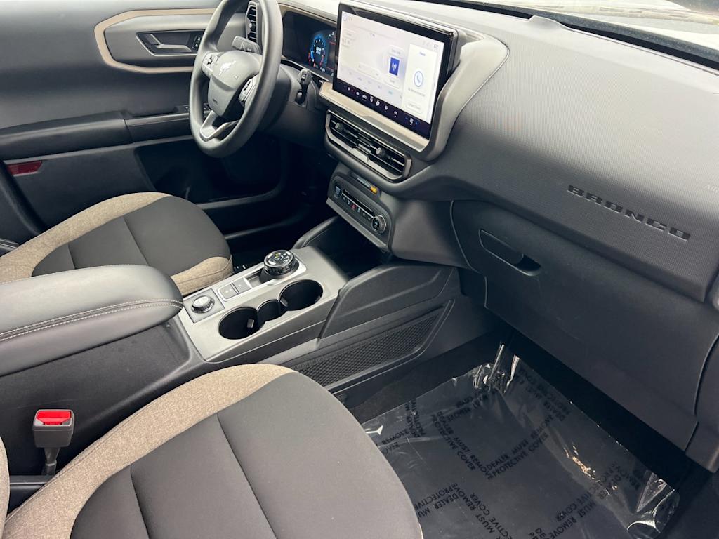 Thumbnail: 2025 Ford Bronco Sport - 13