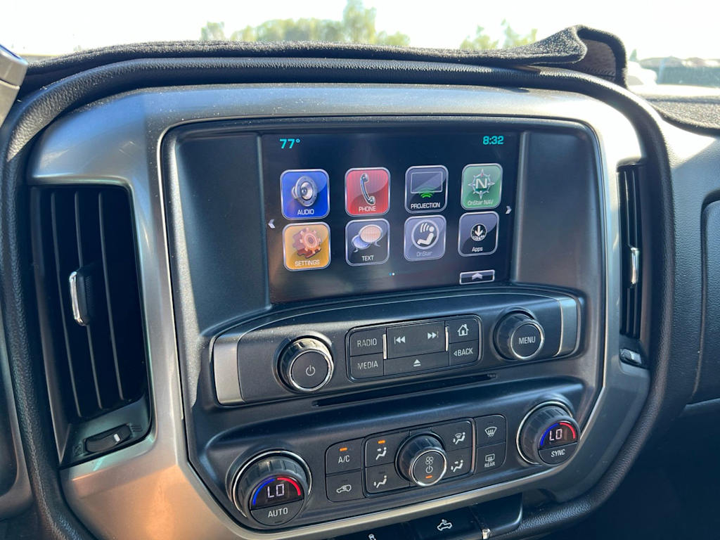 Thumbnail: 2018 Chevrolet Silverado 1500 - 9