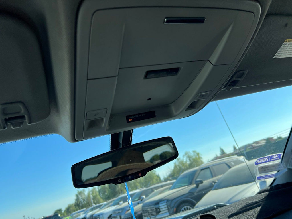 Thumbnail: 2018 Chevrolet Silverado 1500 - 21