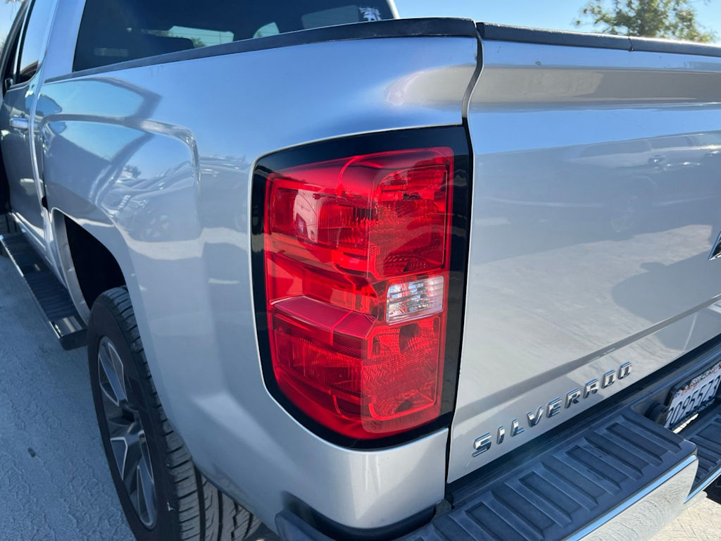 Thumbnail: 2018 Chevrolet Silverado 1500 - 15