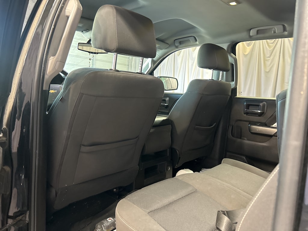 Thumbnail: 2018 Chevrolet Silverado 1500 - 11