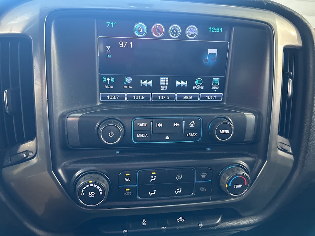 Thumbnail: 2018 Chevrolet Silverado 1500 - 12