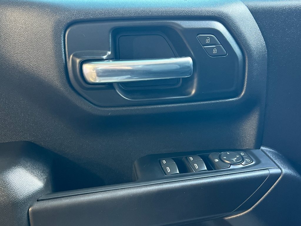 Thumbnail: 2024 Chevrolet Silverado 1500 - 20